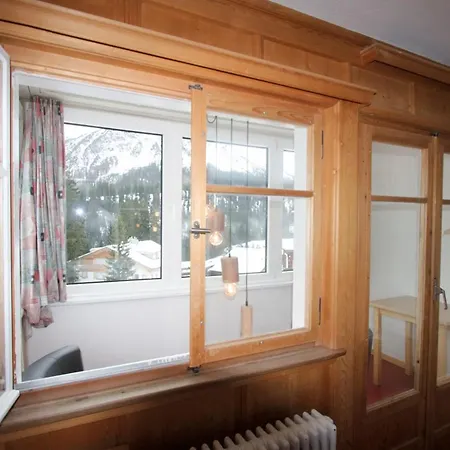 Juhui Hostel Arosa