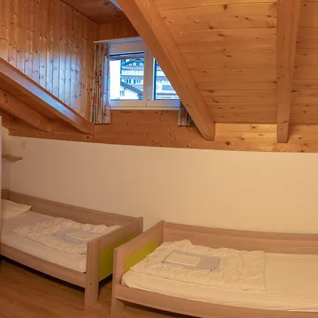 Juhui Auberge de jeunesse *
