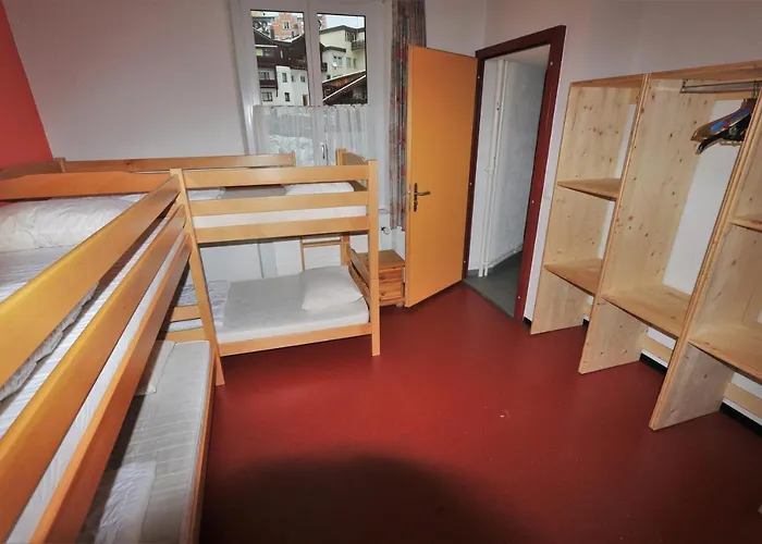 Juhui بيت شباب *